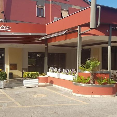 Hotel Residence Memmina Frosinone Buitenkant foto