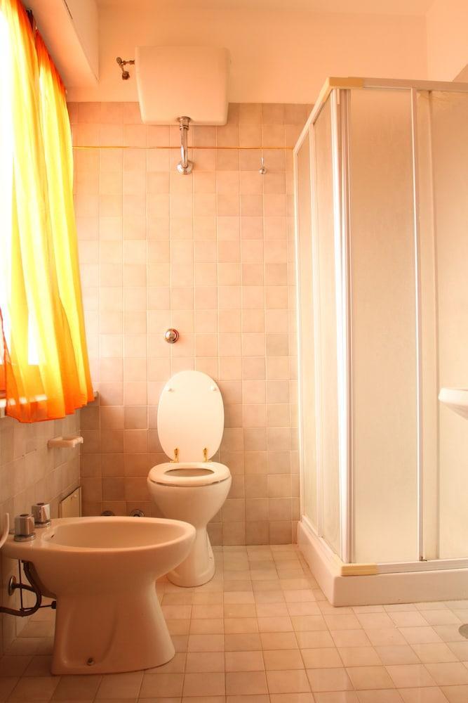 Hotel Residence Memmina Frosinone Buitenkant foto